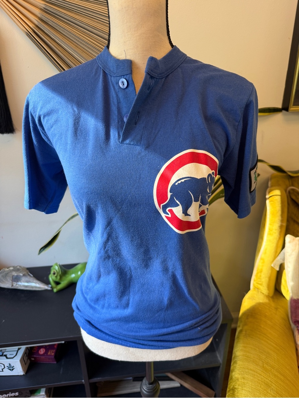 Vintage Chicago Cubs Blue Henley Baseball Tee with Bear Logo